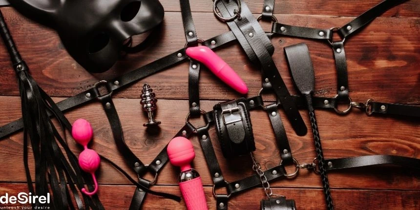 BDSM‑Accessoires‑Kollektion mit Ledermanschetten, Seilen und Augenbinde – Desirel Online Sex Shop